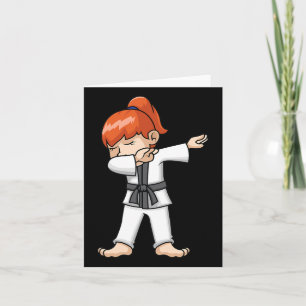 Tarjeta Dabbing Karate Chica