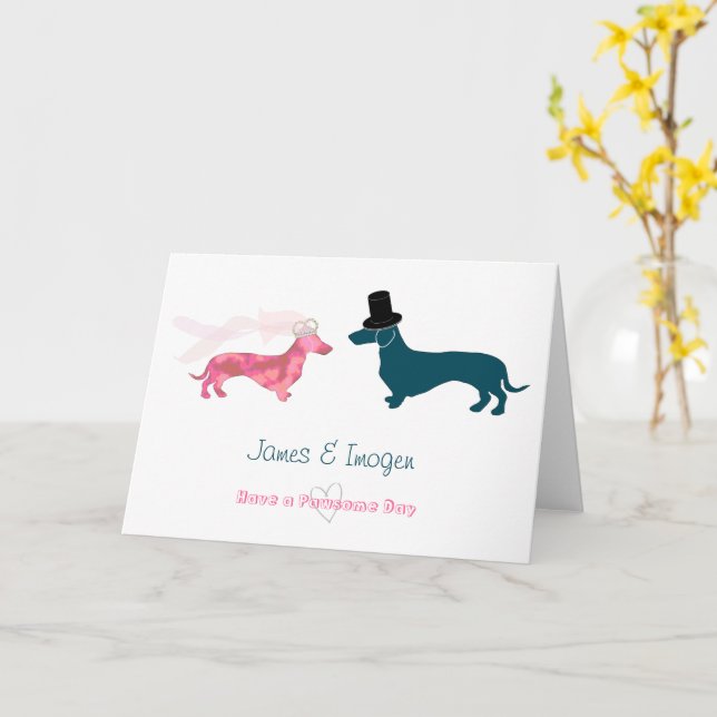 Tarjeta Dachshund, Boda gracioso, felicita (flor amarilla)