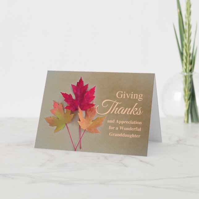 Tarjeta Dando gracias por las hojas de otoño de una nieta (Anverso)
