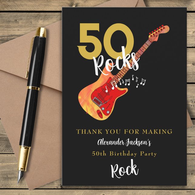 Tarjeta De Agradecimiento 50 Rocks 50 cumpleaños, gracias (50 Rocks cool guitar 50th birthday party thank you card gold and black personalized )