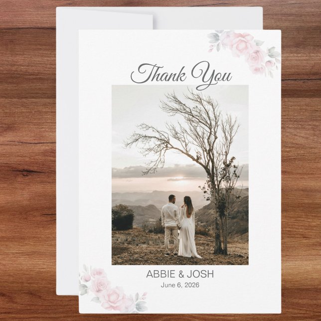 Tarjeta de agradecimiento a Boda floral romántico (Romantic Floral Photo Wedding Thank You with elegant and modern script)