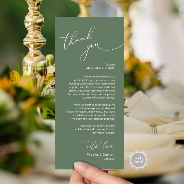 Tarjeta de agradecimiento a Romantic Boda Place (Wedding Dinner Place Setting Thank You Card, Modern Romantic Script, in Forest Sage Green)