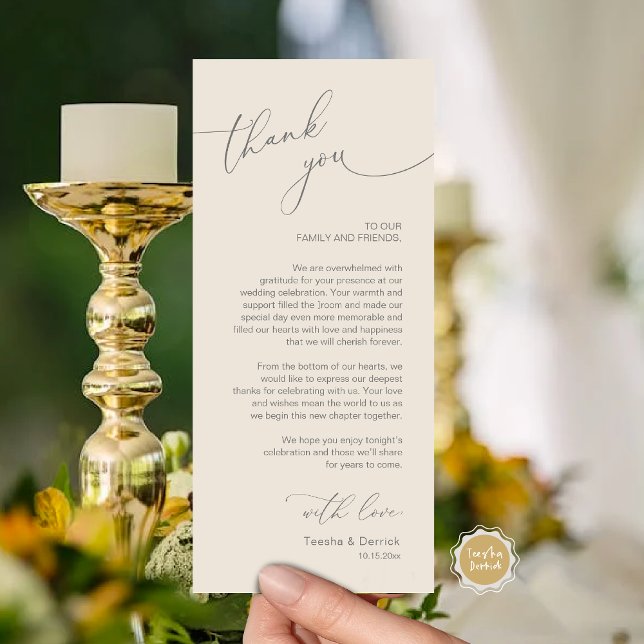 Tarjeta de agradecimiento a Romantic Boda Place (Wedding Dinner Place Setting Thank You Card, Modern Romantic Script, in Dark Grey and Cream)