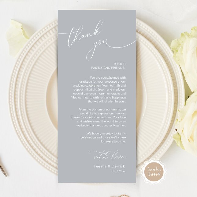 Tarjeta de agradecimiento a Romantic Boda Place (Wedding Dinner Place Setting Thank You Card, Modern Romantic Script, in Contemporary Chill Grey)