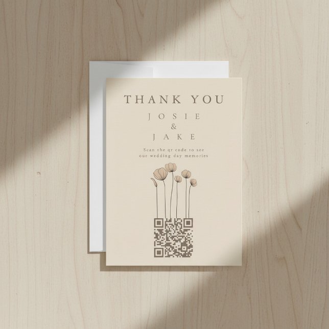 Tarjeta de agradecimiento a Wildfowers QR Code Bod (Wildfowers QR Code Wedding Thank You Card.)