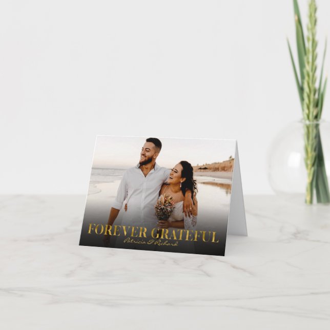 Tarjeta De Agradecimiento Agradecidos Bodas de Relieve metalizado dorado por (Anverso)