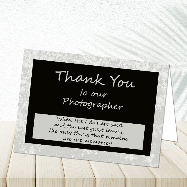 Tarjeta de agradecimiento al fotógrafo (Subido por el creador)