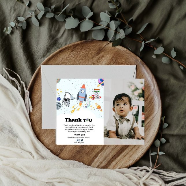 Tarjeta de agradecimiento al niño del planeta del  (Subido por el creador)