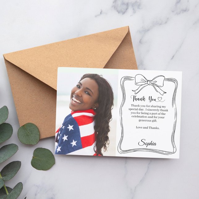 Tarjeta De Agradecimiento Arco con la mano de la foto de cumpleaños (Subido por el creador)