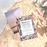 Tarjeta De Agradecimiento Audaz Resumen Colorido Máximo Boda de fotos<br><div class="desc">Una tarjeta única de agradecimiento para la foto que concuerda con nuestra colección de Bodas únicos de color abstracto floral. Este diseño presenta un patrón botánico abstracto en tonos tierra de rosa, púrpura, verde y azul. Hay un personalizado y sincero mensaje de agradecimiento para expresar su gratitud a amigos y...</div>