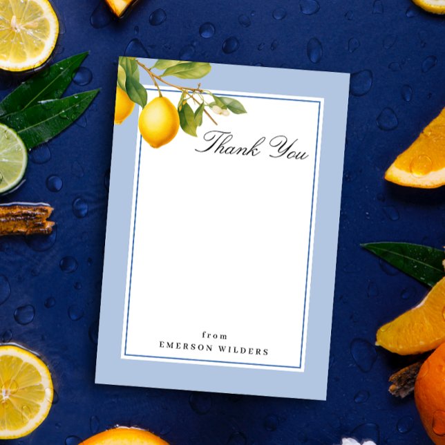 Tarjeta De Agradecimiento Azul y blanco de limón mediterráneo fresco gracias (Chic blue and white lemon theme flat thank you note stationery. Photo by Mohammad Metri on Unsplash)