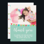 Tarjeta De Agradecimiento Bandera de Bunting de Cute Fun Kid BIrthday Foto<br><div class="desc">Cute banner foto de cumpleaños de la bandera de agradecimiento para tu fiesta de cumpleaños de chica o niño. ¡Gracias a tu invitado por venir a la fiesta de cumpleaños de tu hijo! El diseño tiene coloridas banderas de fiesta de cumpleaños con colores verdes, azules y rojos y una foto...</div>