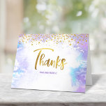 Tarjeta De Agradecimiento Bat Mitzvah Faux Gold Script en color morado<br><div class="desc">¡Asegúrate de que tu favorito Bat Mitzvah muestre su aprecio a todos los que apoyaron su evento! Envíe este impresionante, moderno, brillante Relieve metalizado de imitación dorado manuscrito y pequeños puntos sobre un fondo de color morado claro, nota de agradecimiento personalizada. En la parte delantera, personaliza con el nombre de...</div>