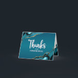Tarjeta De Agradecimiento Bat Mitzvah Gold Turquoise Ombre Agate Bold Script<br><div class="desc">¡Asegúrate de que tu favorito Bat Mitzvah muestre su aprecio a todos los que apoyaron su evento! Envíe esta tarjeta de agradecimiento fresca, única, moderna y personalizada. Escritura manuscrita blanca y tipografía en negrita sans serif superponen un fondo oscuro azul profundo con agate azul turquesa acentuado con finas venas de...</div>