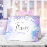 Tarjeta De Agradecimiento Bat Mitzvah Guión plateado moderno color de agua p<br><div class="desc">¡Asegúrate de que tu favorito Bat Mitzvah muestre su aprecio a todos los que apoyaron su evento! Envíe este impresionante, moderno y brillante Relieve metalizado falso de plata manuscrito y pequeños puntos sobre un fondo de color morado claro, nota de agradecimiento personalizada. En la parte delantera, personaliza con el nombre...</div>