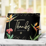 Tarjeta De Agradecimiento Bat Mitzvah Tropical Floral Watercolor Negro Oro<br><div class="desc">¡Asegúrate de que tu favorito Bat Mitzvah muestre su aprecio a todos los que apoyaron su evento! ¡Envíe esta sofisticada tarjeta de agradecimiento personalizada! Las aves acuarelas tropicales, elegantes, impresionantes, coloridas, con flores del paraíso, un guión manuscrito falso dorado, puntos Star of David y purpurinas, junto con sans serif blancos...</div>