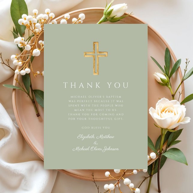 Tarjeta De Agradecimiento Bautismo de la Cruz Verde Masaje Moderna (Modern Sage Green Cross Baptism Thank You Card)