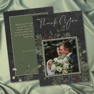 Tarjeta De Agradecimiento Bayas de invierno elegantes y pino negro para boda