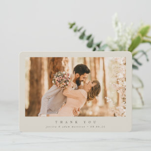 Tarjeta De Agradecimiento Beige Elegant Minimal Boda de fotografía individua