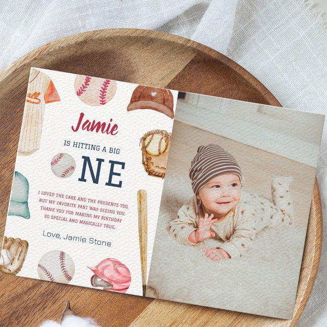 Tarjeta De Agradecimiento Béisbol Gran Un Niño Primer Cumpleaños (Hitting a Big One Baseball 1st Birthday Thank You Card)