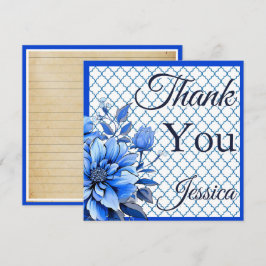 Tarjeta De Agradecimiento Belleza floral azul y blanca