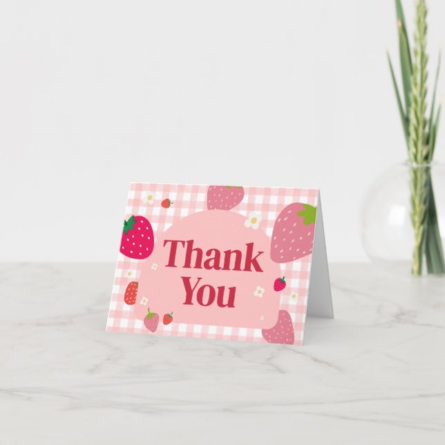Tarjeta De Agradecimiento Berry Sweet Gingham Strawberry Baby Shower (Anverso)