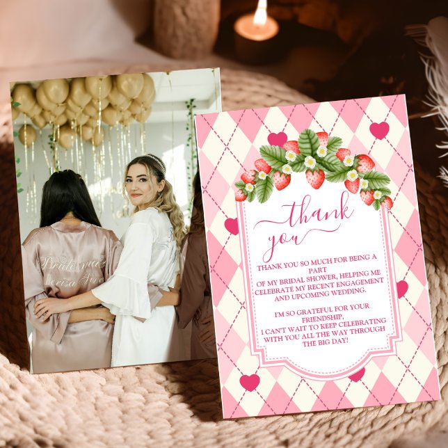 Tarjeta De Agradecimiento Berry Sweet Strawberry Pink Bridal Shower (Subido por el creador)