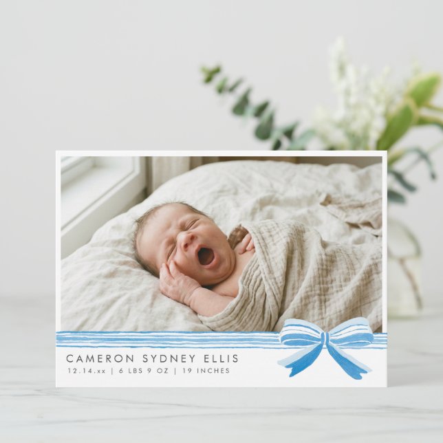 Tarjeta De Agradecimiento Blue Bow Modern Minimalist Script Baby Photo Birth (Anverso de pie)
