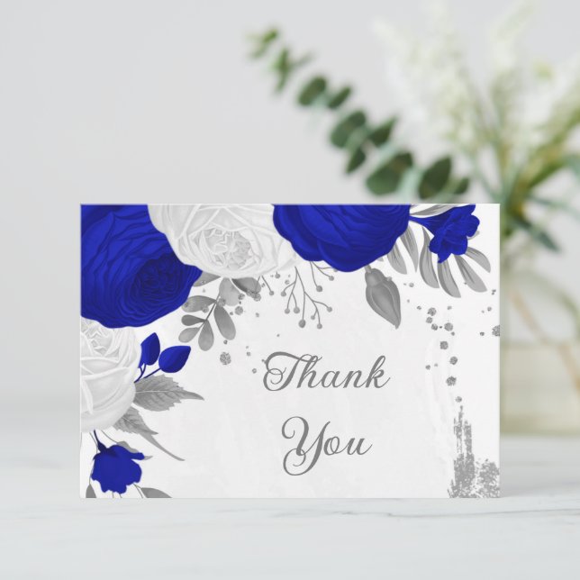 Tarjeta De Agradecimiento boda botánico de plata de flores reales azules y b (Anverso de pie)