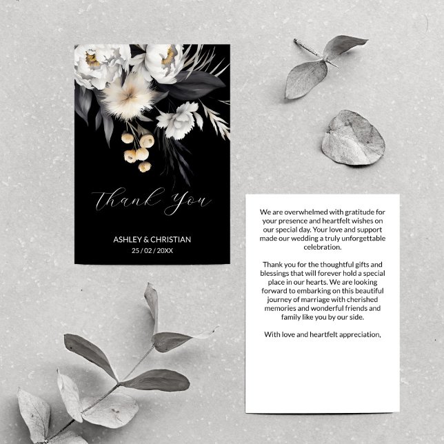 Tarjeta De Agradecimiento Boda de boho negro y blanco elegante (Black and white elegant boho wedding thank you card white peonies dry pampas grass flowers black)