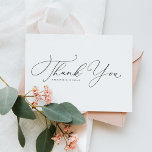 Tarjeta De Agradecimiento Boda de caligrafía caprichosa negra<br><div class="desc">Envíe gracias con esta tarjeta boda de personalizable. Presenta caligrafía caprichosa y tipografía clásica. Personalice agregando sus detalles. Esta elegante tarjeta de agradecimiento para bodas también será perfecta como el papel de una pareja y más.</div>
