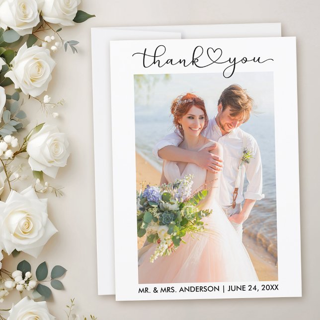 Tarjeta De Agradecimiento Boda de caligrafía moderna guión cardíaco (Customize to add text to back of card.)