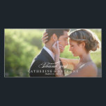 Tarjeta De Agradecimiento Boda de Elegancia Pura Gracias - Blanco<br><div class="desc">Comparte tus fotos de boda mientras envías tu nota de agradecimiento con estas modernas y elegantes tarjetas de fotos que tus amigos y familia seguramente adorarán. También disponible en otros colores. También puede cambiar el color haciendo clic en el botón "Personalizar" >> "Editar" >> "Color de fondo" y, a continuación,...</div>