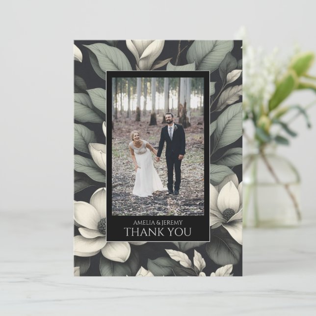 Tarjeta De Agradecimiento Boda de flores blancas y vegetación (Anverso de pie)