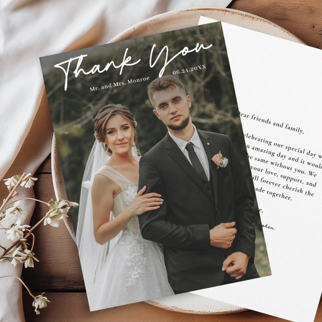 Tarjeta De Agradecimiento Boda de fotografías manuscritas simples (Simple handwritten script wedding photo thank you cards.)