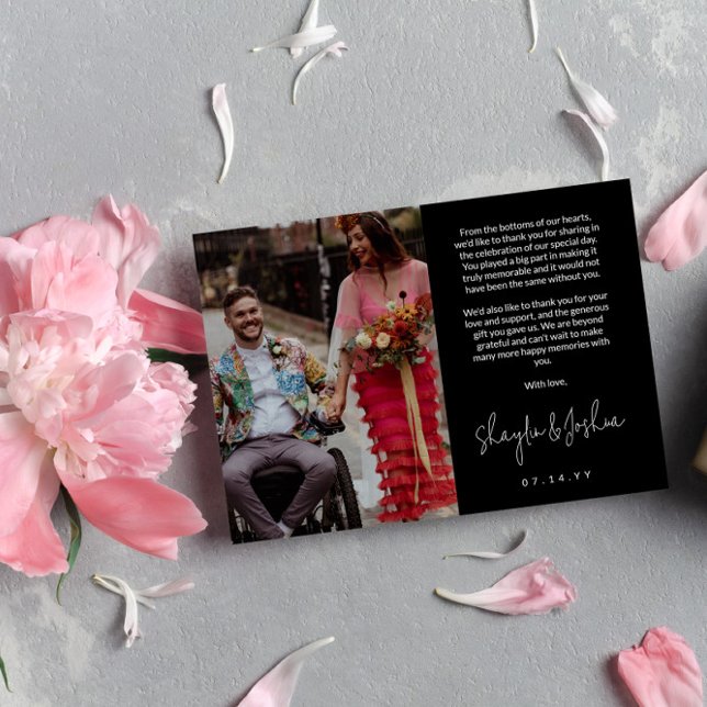 Tarjeta De Agradecimiento Boda de fotos con guiones de escritura a mano negr (Subido por el creador)