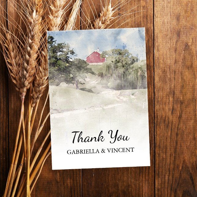 Tarjeta De Agradecimiento Boda de Granja de Campo Rojo en Hill (Show gratitude after your farm style bridal shower or wedding with this country barn thank you note.)