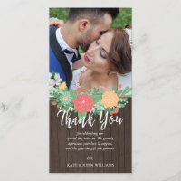 Boda de granos de flores y madera.