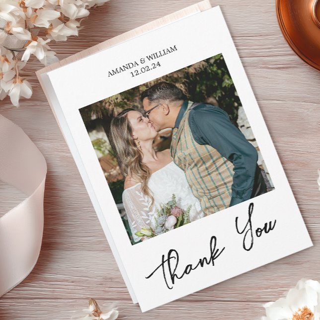 Tarjeta De Agradecimiento Boda de guión simple (Modern Wedding Photo Thank You Card)