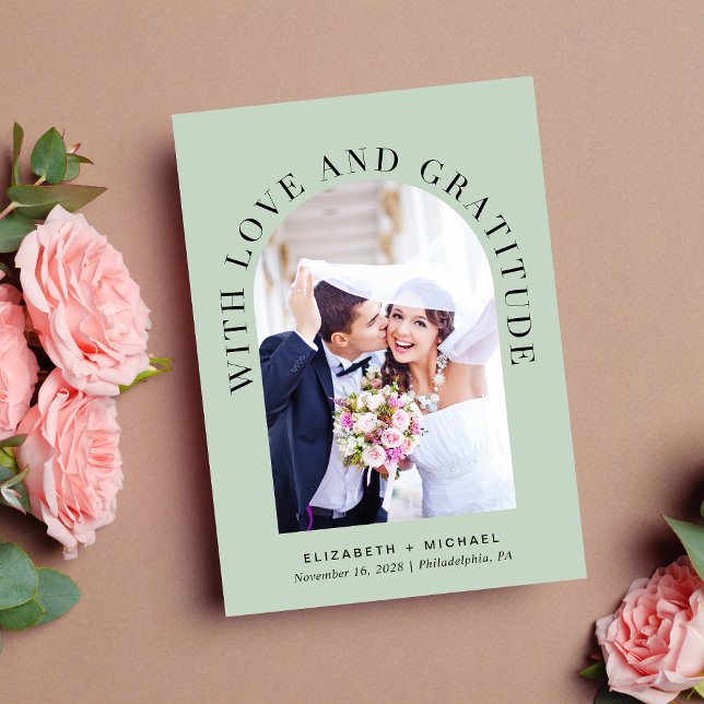 Tarjeta De Agradecimiento Boda de imágenes de arte moderno (Celebrate your love story with a thank you card showcasing your photo in an elegant arch frame)