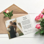 Tarjeta De Agradecimiento Boda de mensajes impresos para Corazón y Verdor Gr<br><div class="desc">Boda monogramado tarjeta de agradecimiento impresa con dos de sus fotos bodas, una más pequeña en un lado y una más grande en el otro lado. Un mensaje de agradecimiento y la fecha de su boda impresa en texto negro en un fondo blanco con sus nombres en un guión moderno...</div>