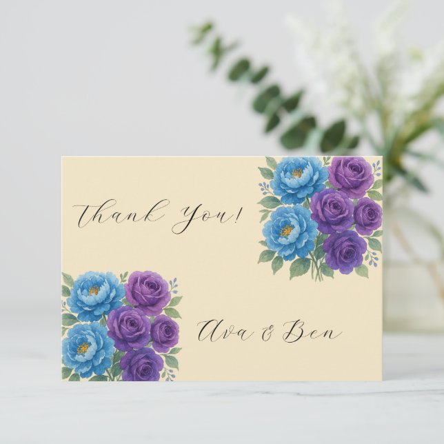 Tarjeta De Agradecimiento Boda de peonía azul y rosa púrpura de higo (Anverso de pie)