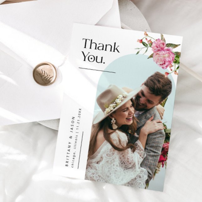 Tarjeta De Agradecimiento Boda del arco blanco con flores rosadas (Subido por el creador)
