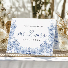 Tarjeta De Agradecimiento Boda floral azul polvoriento de Sr y Sra acuarela