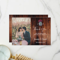 Boda fotográfico con jarra de albañil de madera de