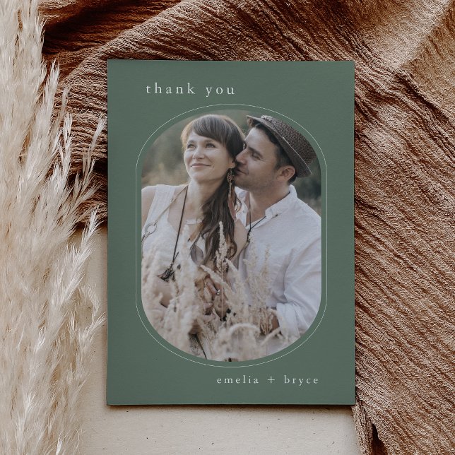 Tarjeta De Agradecimiento BODA fotográfico del Boho verde verde de la cadena (EMELIA Flat Sage Green Boho Mountain Photo Wedding Thank You Card)