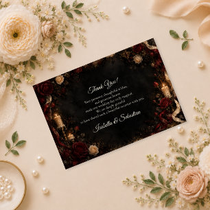 Tarjeta De Agradecimiento Boda gótica con velas encendidas y ambiente sombrí