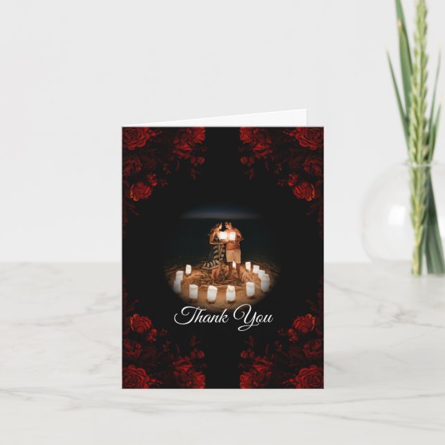 Tarjeta De Agradecimiento Boda gótico elegante floral rojo profundo (Anverso)