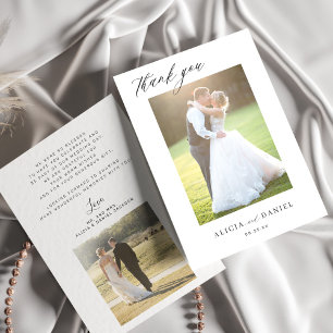 Tarjeta De Agradecimiento Boda moderno y sencillo de guion 2 fotos