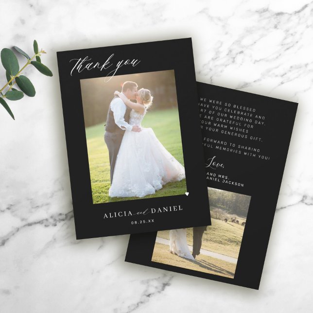 Tarjeta De Agradecimiento Boda negro simple guión elegante de 2 fotos (Subido por el creador)